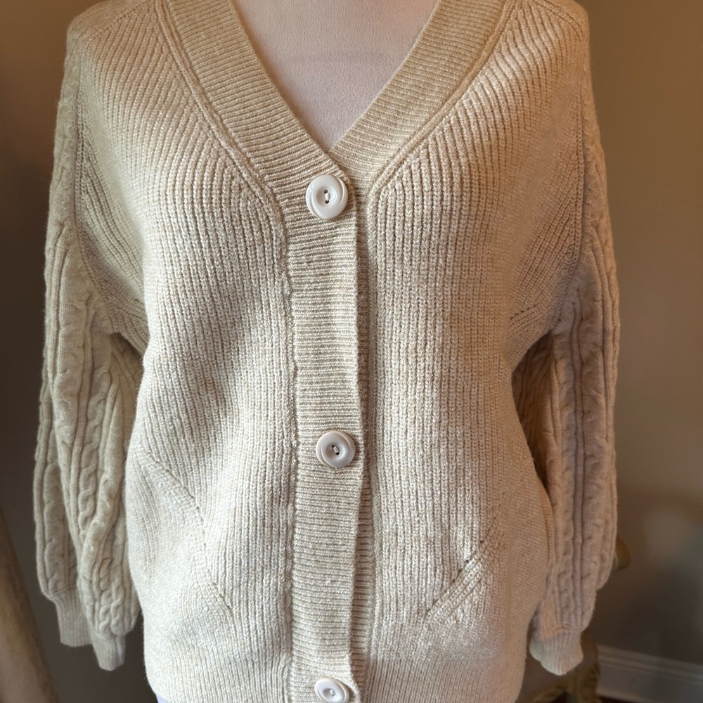 Gaberly Oversized Cream Knit Cardigan
